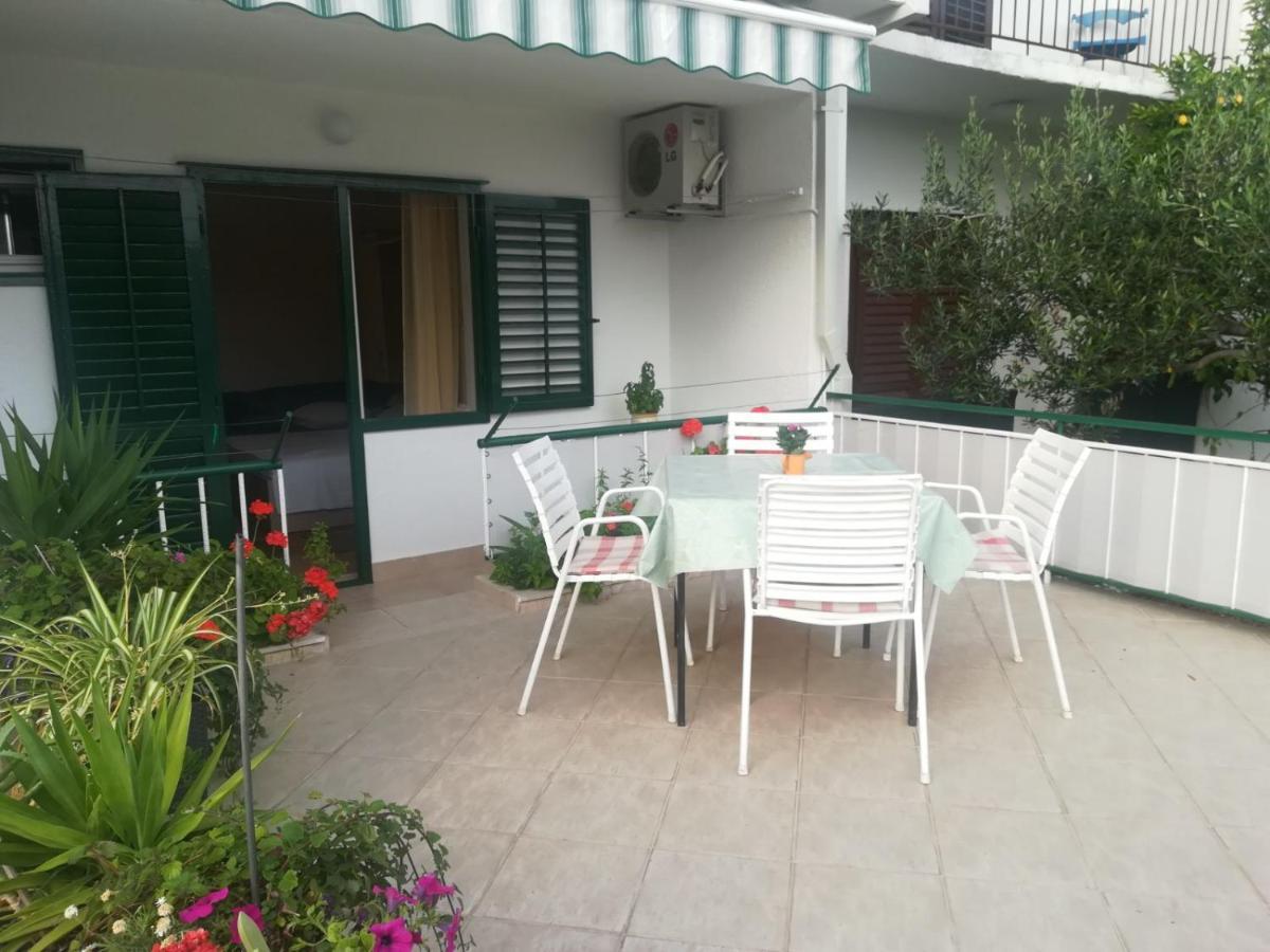 Apartman Dese 2+1 Tučepi Exteriér fotografie